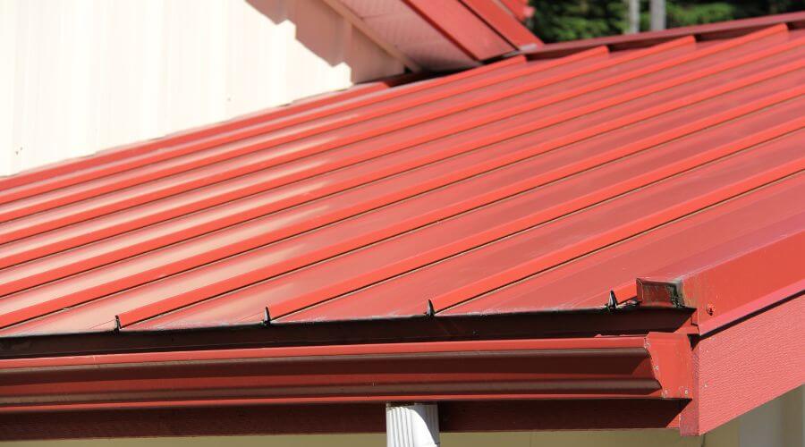 Gutter Debris Removal in Saint Hilaire, MN